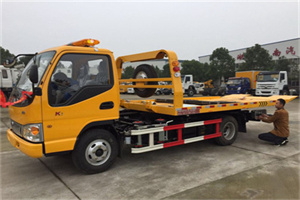 孟连哪里有拖车服务