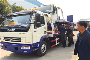 孟连汽车道路救援拖车价格